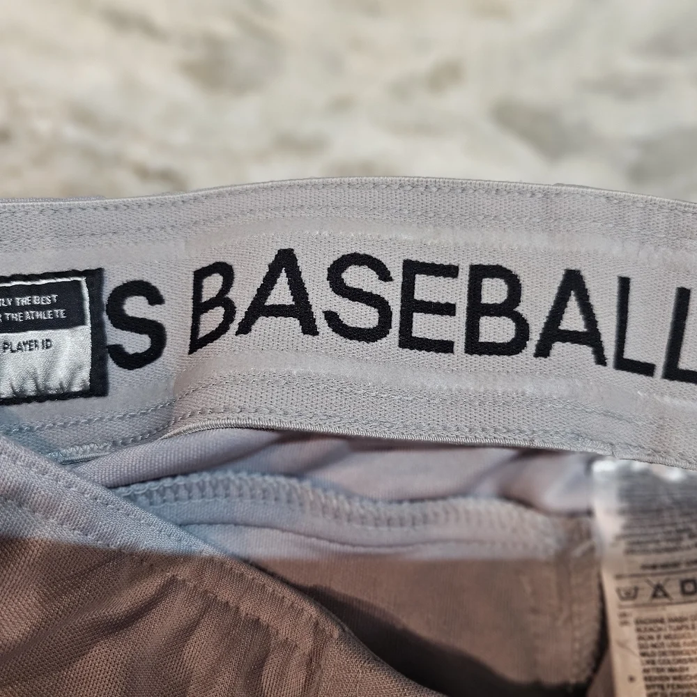 Authentic Adidas Men’s Baseball Pants in size Medium. From the Player ID line